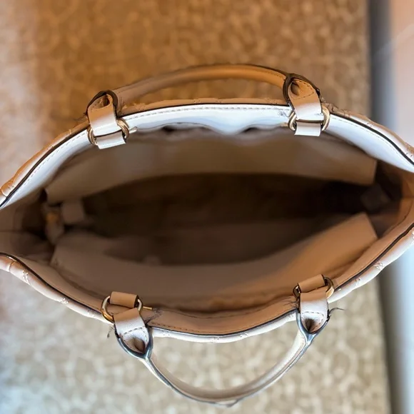 🚨3 for $15 Nine West Aurelie Carryall Handbag Quilted Design Cream Cement Color - Picture 10 of 16